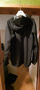Arcteryx tuulekindel jope (2 foto / 4)