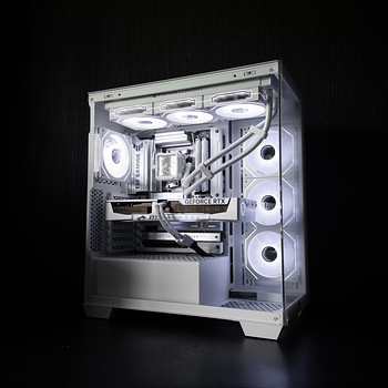 НОВЫЙ high-end игровой компьютер | Ryzen 7 7700, RTX 5070
