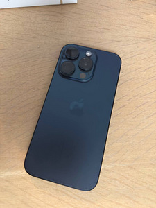 iPhone 15 Pro 256 ГБ (2 фото из 4)