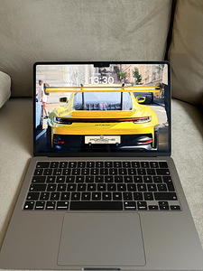 Apple MacBook Air 13” (M3, 2024) (1 foto / 3)