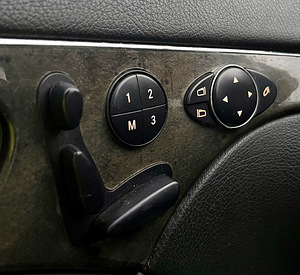 Mercedes Benz w211 (8 foto / 8)