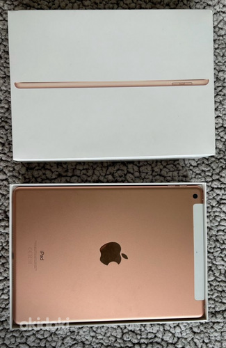 iPad розовый