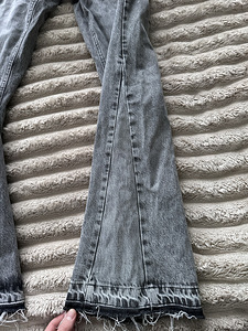 Zara расклешенные джинсы (4 фото из 7)