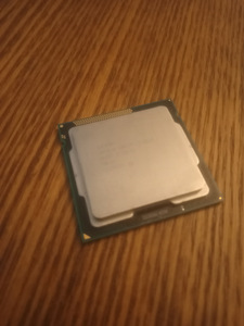 [CPU] Intel Core i3-2120 3.30GHz (2 foto / 2)