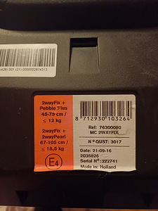 Maxi Cosi Pearl Pro i-Size turvatool ja 2 wayFix alus (5 foto / 5)