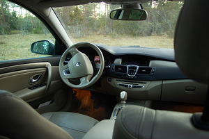 2008 Renault Laguna (7 foto / 14)