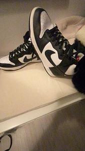 Nike dunk high black white panda