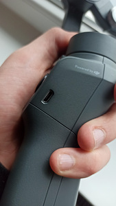 DJI Osmo Mobile 2 (4 фото из 7)