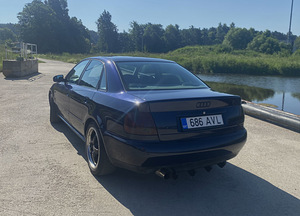 AUDI A4 B5 ~105kw (5 foto / 14)