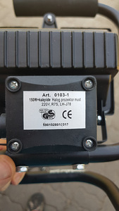 Prozektor 150W (2 foto / 2)