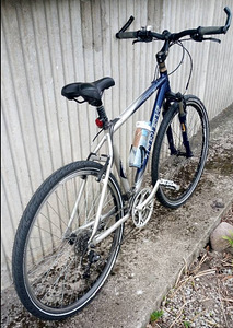 Trek 7200FX Alpha Custom Aluminium (2 foto / 10)