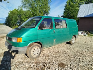 Volkswagen Transporter (1 фото из 5)
