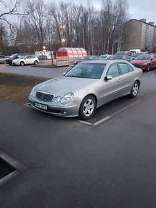 Mercedes W211. 2,2disel. 2005a. (3 foto / 8)