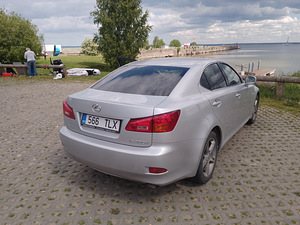 Lexus IS 220D (3 foto / 7)