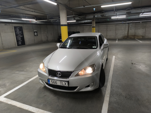 Lexus IS 220D