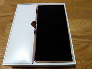 Sony Xperia Z3+ (2 foto / 3)