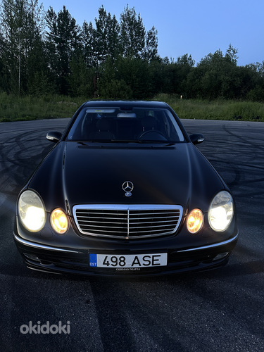 Mercedes benz w211 E320 (фото #1)
