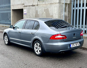 Skoda Superb Comfort Line 1.4 92kW (4 foto / 11)