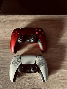 Playstation 5 (2 фото из 2)