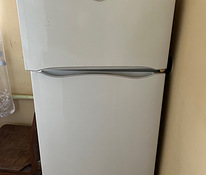 Külmkapp, külmkapp Indesit R24