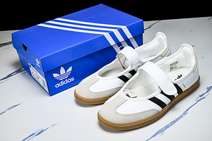 ADIDAS SAMBA JANE (1 фото из 5)