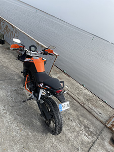 Ktm duke125 (3 foto / 4)
