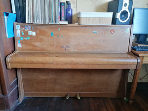 Pianiino GERBSTÄDT (1 foto / 4)