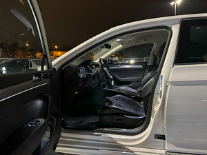 Volkswagen Passat R-Line 1.8 132kW (5 foto / 15)