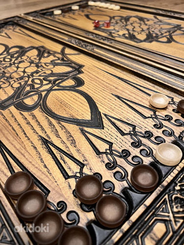 Käsitsi nikerdatud backgammon (foto #3)