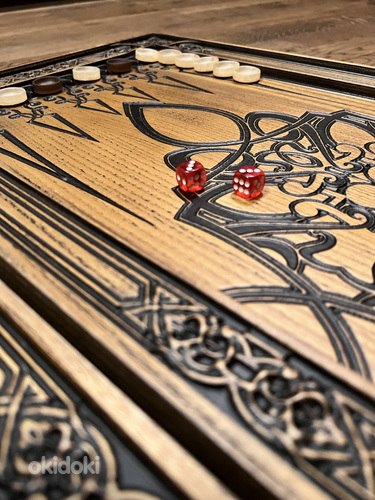 Käsitsi nikerdatud backgammon (foto #4)