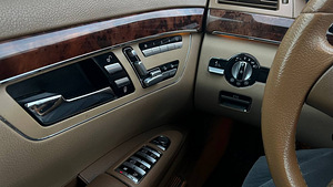 MERCEDES S-CLASS W221 4MATIC (10 foto / 13)