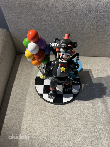 Lefty Collectible Statue