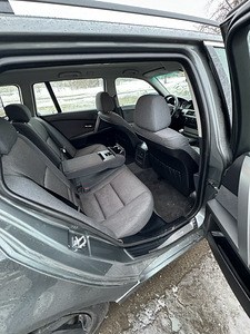 BMW e61 525d мануал (9 фото из 10)