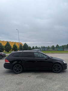 Volkswagen (5 фото из 13)