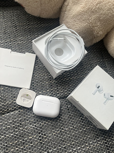 Air pods pro gen1 (1 фото из 4)