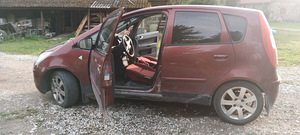 Mitsubishi colt (2 foto / 6)