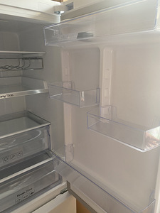 Uus Samsung külmik, No Frost, 339 L, 185 cm, garantii (3 foto / 8)