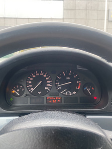 BMW E39 520i Manuaal (10 foto / 10)