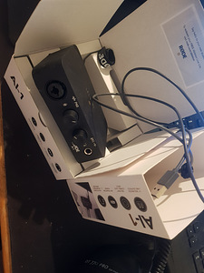 Aудио карта Rode ai-1 (Audio Interface) (3 фото из 5)