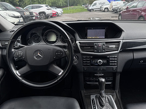 Mercedes-Benz E-class W212 2010 (6 foto / 9)