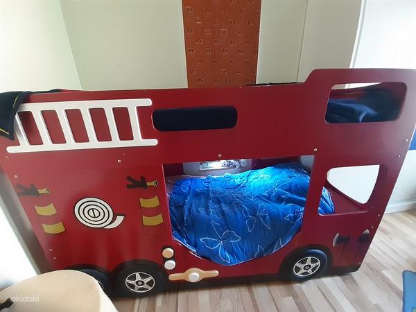 Пожарная машина-кровать 93х190 см с пружинным матрасом (фото #3)