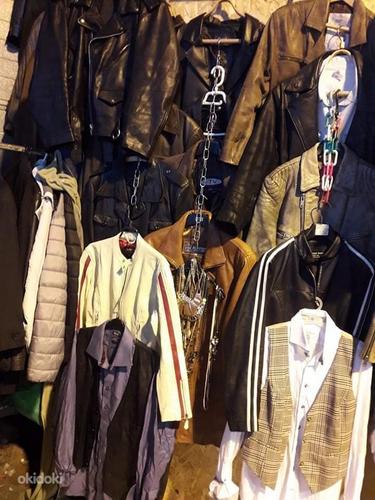 Дубленки, куртки, кожаные куртки, много обуви (фото #1)