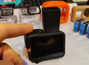 GoPro Hero 8 + 6 akut + erinevad filtrid ja ümbrised (3 foto / 5)