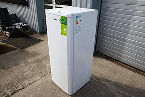 Морозильник Beko FSA 21320 (6 фото из 8)