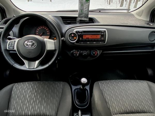 Toyota Yaris 5D CITY LINE MY2013 1.3 VVT-I Eco рассрочка (фото #9)