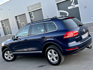 VW TOUAREG 3.0TDI 180KW 4Motion FACELIFT 165000 km (8 foto / 15)