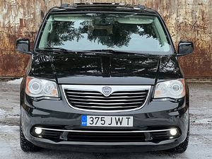 LANCIA VOYAGER 2.8CRD LIMITED STOW&GO JARELMAKSU VÕIMALUS (2 foto / 15)
