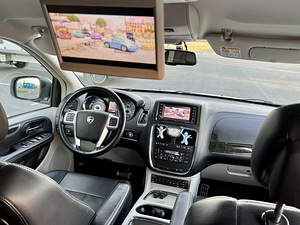 LANCIA GRAND VOYAGER PLATINUM FACELIFT MY2013 JARELMAKS (10 foto / 15)