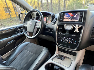 LANCIA GRAND VOYAGER PLATINUM FACELIFT MY2013 JARELMAKS (9 foto / 15)