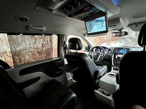 Lancia Voyager GRAND PLATINUM FACELIFT MY 2015 (10 foto / 15)